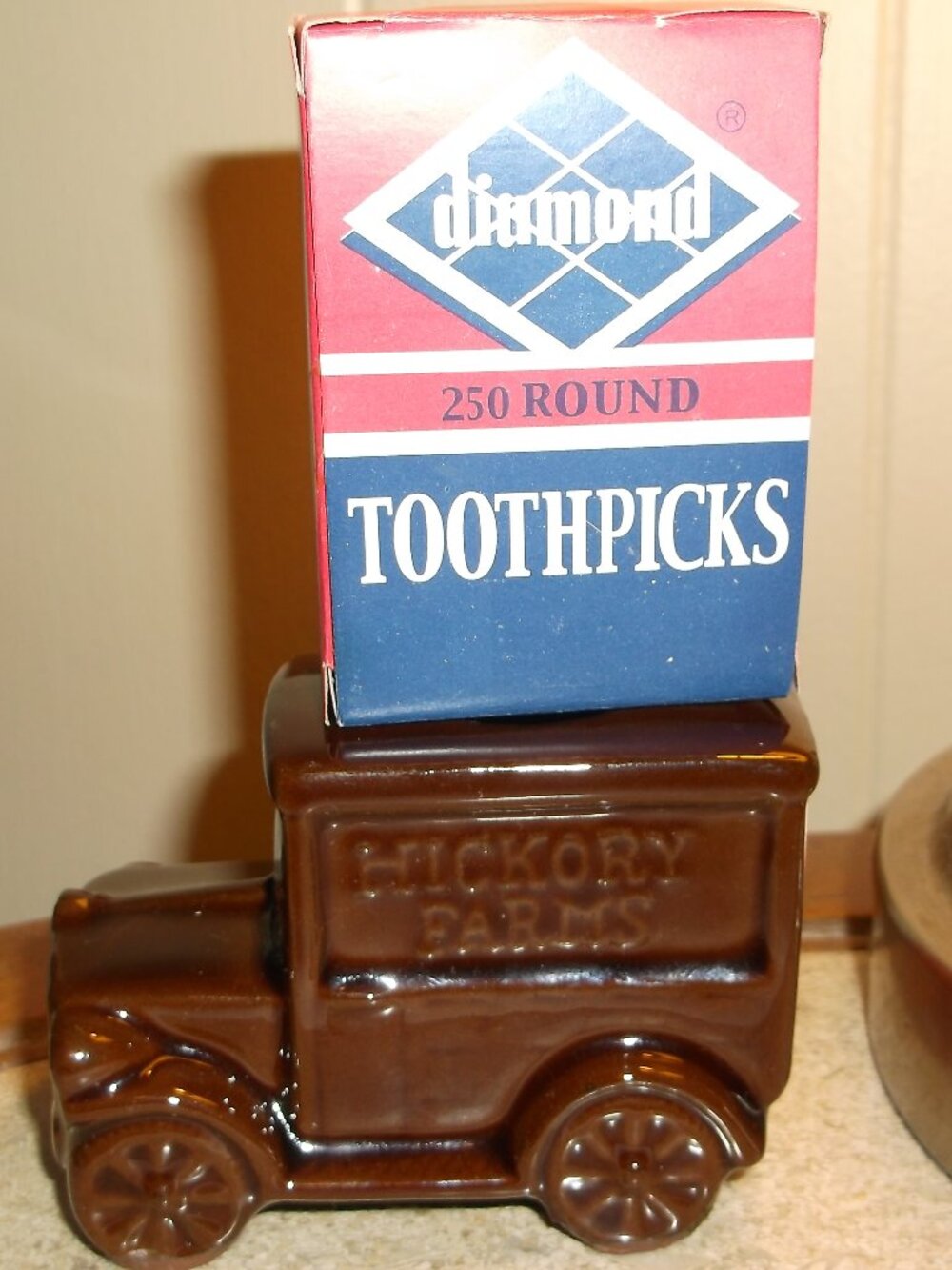 Vintage Hickory Farms Brown Glass Toothpick Holder Truck – Made in Japan